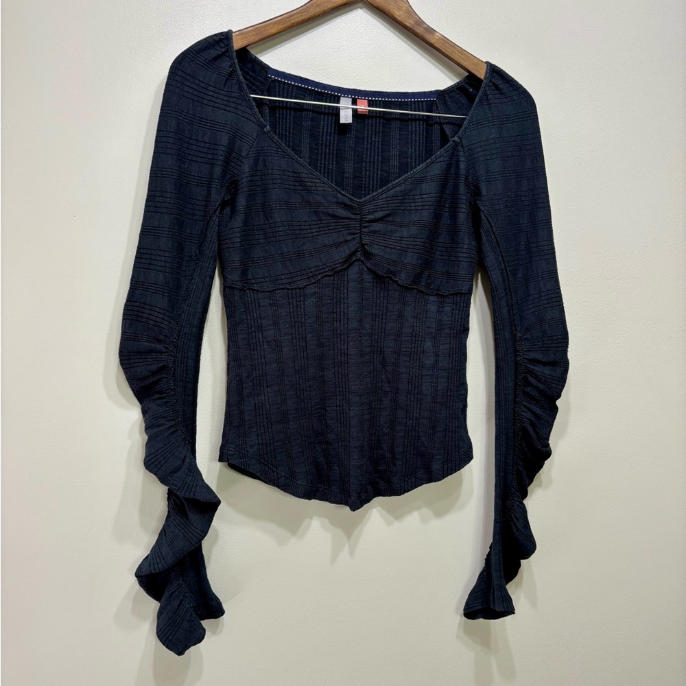Pilcro Anthropologie Ruched Long Sleeve Fitted Contemporary Blouse Shirt Black